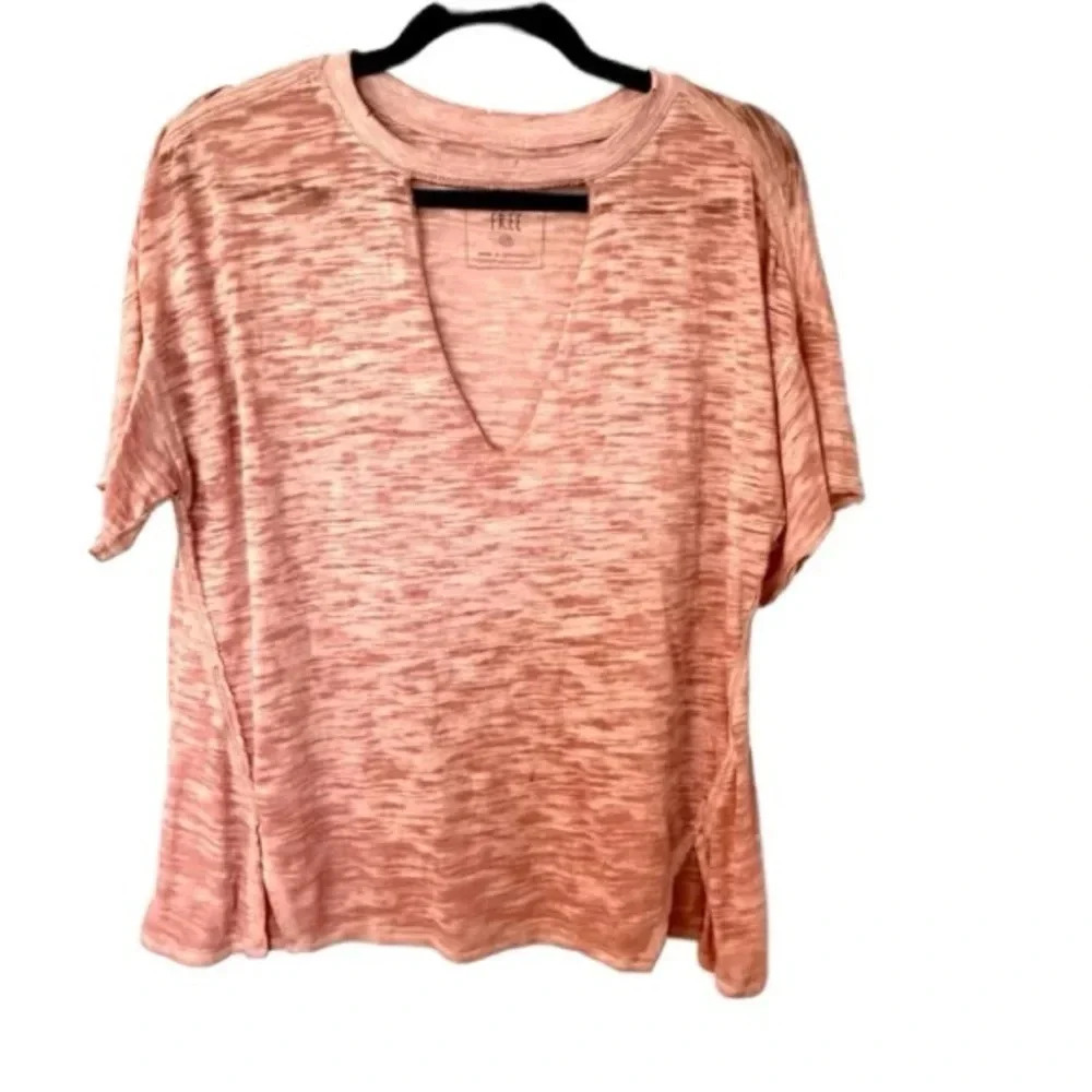 Free People We The Free Women’s Short Sleeve Coral Cut Out V-Neck Sz XS GUC